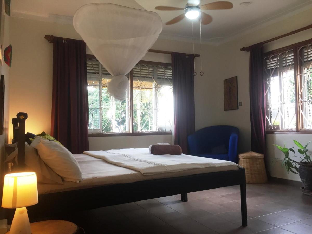 Carpe Diem Guesthouse Entebbe Zewnętrze zdjęcie